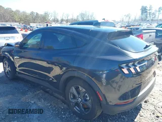 2021 Ford Mustang Mach-E Select z VIN 3FMTK1RM7MMA52193, wystawiony jako IAAI lot #41591356 z przebiegiem 48 522 mil mil oraz . Historia ofert i sprzedaży dostępna na DreamBid. Obrazek 14.
