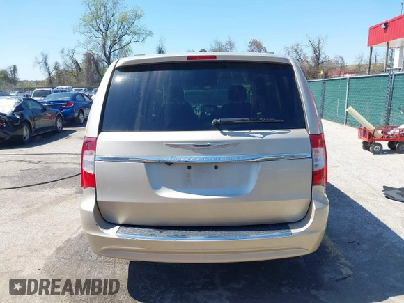 2013 Chrysler Town & Country Touring with VIN 2C4RC1BG2DR605857, listed as a IAAI auction lot 42001954 with 158,445 mi miles. Bid and sale history available at carsss.com. Image 16.