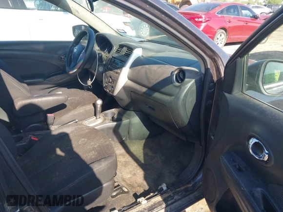 2015 Nissan Versa SV with VIN 3N1CN7AP2FL802924, listed as a IAAI auction lot 41960090 with 163,757 mi miles. Bid and sale history available at carsss.com. Image 5.