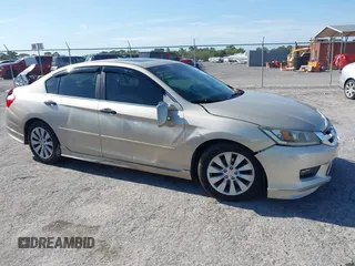 2014 Honda Accord EX-L with VIN 1HGCR2F82EA062207, listed as a IAAI auction lot 39063521 with 116,835 mi miles and . Bid and sale history available at carsss.com. Image 14.