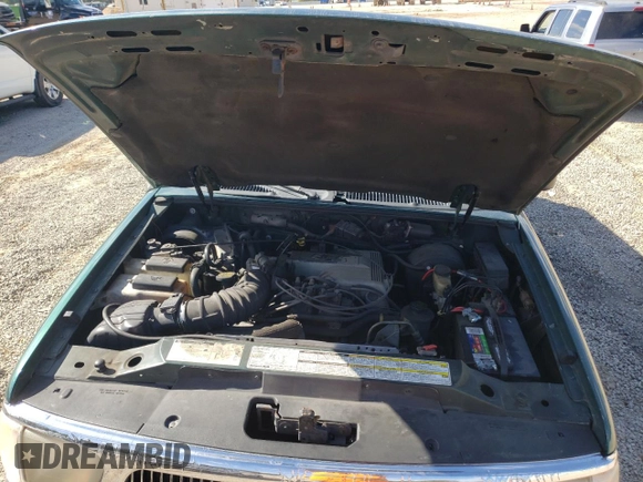 2000 Mercury Mountaineer z VIN 4M2ZU66P1YUJ05468, wystawiony jako Copart lot #75682513 z przebiegiem 211 748 mil mil oraz Szkoda całkowita • Salvage title. Historia ofert i sprzedaży dostępna na DreamBid. Obrazek 13.