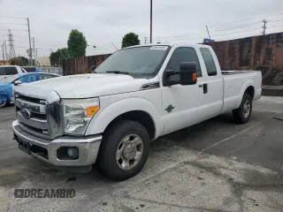 2012 Ford F-250 XL z VIN 1FT7X2AT1CEB33680, wystawiony jako Copart lot #62645485 z przebiegiem 165 597 mil mil oraz Czysty tytuł • Clean title. Historia ofert i sprzedaży dostępna na DreamBid. Obrazek 1.