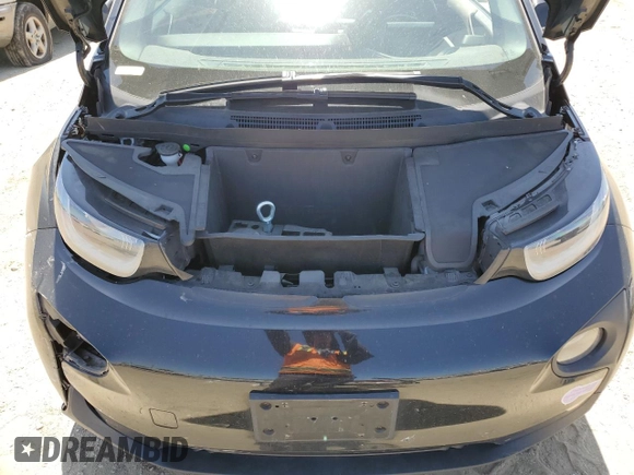 2016 BMW i3 with VIN WBY1Z4C59GV508634, listed as a Copart auction lot 60482165 with 84,238 mi miles and Salvage title. Bid and sale history available at DreamBid. Image 12.