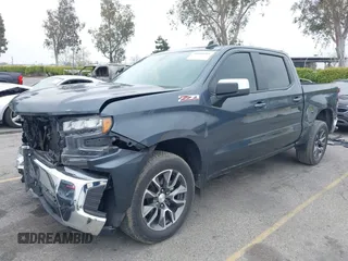 2020 Chevrolet Silverado 1500 LT with VIN 3GCPWCED8LG123815, listed as a IAAI auction lot 41880381 with 65,908 mi miles. Bid and sale history available at carsss.com. Image 18.