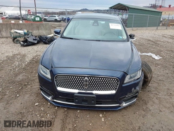 2017 Lincoln Continental Select with VIN 1LN6L9TK2H5603593, listed as a IAAI auction lot 41722163 with 63,431 mi miles. Bid and sale history available at carsss.com. Image 13.