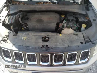 2017 Jeep Compass Sport z VIN 3C4NJCAB3HT652338, wystawiony jako Copart lot #63076055 z przebiegiem 109 701 mil mil oraz Szkoda całkowita • Salvage title. Historia ofert i sprzedaży dostępna na DreamBid. Obrazek 12.