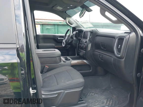 2021 Chevrolet Silverado 1500 LT Trail Boss with VIN 1GCPYFEDXMZ130455, listed as a IAAI auction lot 41140924 with 52,293 mi miles and . Bid and sale history available at DreamBid. Image 5.