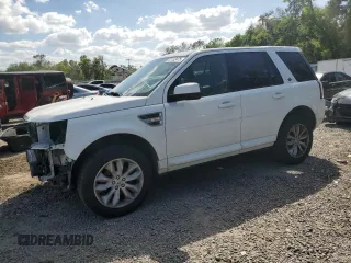 2014 Land Rover LR2 z VIN SALFR2BG9EH409802, wystawiony jako Copart lot #51152475 z przebiegiem 151 730 mil mil oraz Szkoda całkowita • Salvage title. Historia ofert i sprzedaży dostępna na DreamBid. Obrazek 1.