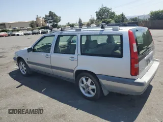 2000 Volvo V70 with VIN YV1LZ56D0Y2723612, listed as a Copart auction lot 65177734 with 236,295 mi miles and Clean Title. Bid and sale history available at carsss.com. Image 2.