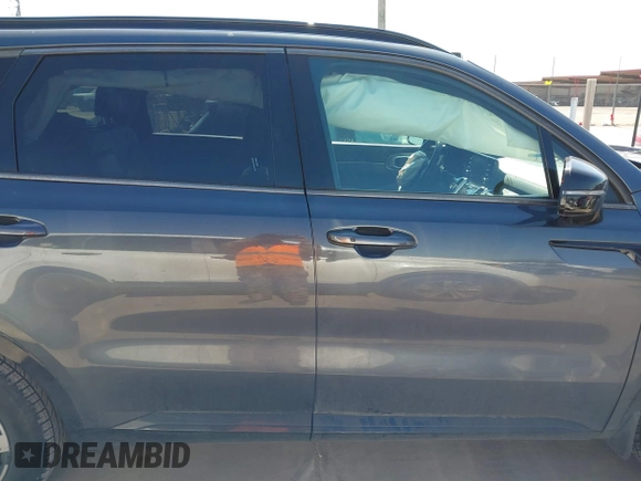 2021 Kia Sorento S with VIN 5XYRL4LC4MG045731, listed as a IAAI auction lot 41631135 with 35,441 mi miles and . Bid and sale history available at DreamBid. Image 14.