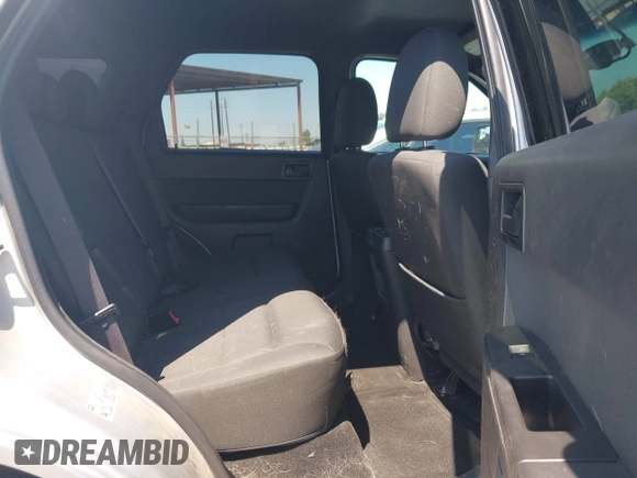 2011 Ford Escape XLT with VIN 1FMCU9D78BKC38601, listed as a IAAI auction lot 42784452 with 173,678 mi miles and . Bid and sale history available at DreamBid. Image 8.