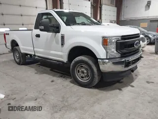 2022 Ford F-250 XL z VIN 1FTBF2B61NEF95875, wystawiony jako IAAI lot #41577817 z przebiegiem 14 901 mil mil oraz . Historia ofert i sprzedaży dostępna na DreamBid. Obrazek 1.