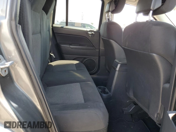 2011 Jeep Compass with VIN 1J4NT1FB6BD213942, listed as a Copart auction lot 73628384 with 133,652 mi miles and Non Repairable. Bid and sale history available at carsss.com. Image 11.