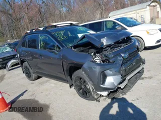2024 Toyota RAV4 Hybrid XSE with VIN JTME6RFV5RD555138, listed as a IAAI auction lot 41850121 with 7,555 mi miles. Bid and sale history available at carsss.com. Image 1.