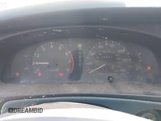 1992 Toyota Camry LE z VIN 4T1SK12E0NU021654, wystawiony jako IAAI lot #42305378 z przebiegiem 305 421 mil mil oraz . Historia ofert i sprzedaży dostępna na DreamBid. Obrazek 7.