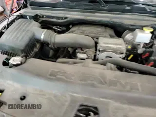 2022 Ram 1500 Limited z VIN 1C6SRFHT9NN328700, wystawiony jako Copart lot #68010915 z przebiegiem 70 522 mil mil oraz Szkoda całkowita • Salvage title. Historia ofert i sprzedaży dostępna na DreamBid. Obrazek 13.