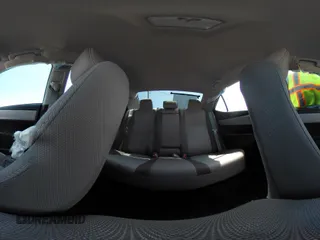 2019 Toyota Corolla L z VIN 2T1BURHE4KC215942, wystawiony jako IAAI lot #42104097 z przebiegiem 87 020 mil mil oraz . Historia ofert i sprzedaży dostępna na DreamBid. Obrazek 18.