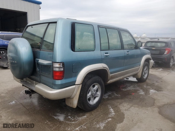 2002 Isuzu Trooper S with VIN JACDJ58X427J10541, listed as a Copart auction lot 88672255 with 110,122 mi miles and Salvage Title. Bid and sale history available at carsss.com. Image 3.