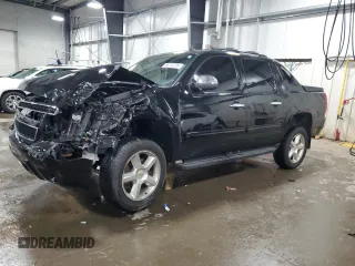 2013 Chevrolet Avalanche LT z VIN 3GNTKFE72DG230454, wystawiony jako Copart lot #56172725 z przebiegiem 146 777 mil mil oraz Szkoda całkowita • Salvage title. Historia ofert i sprzedaży dostępna na DreamBid. Obrazek 1.