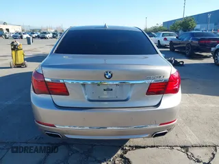 2015 BMW 7 Series 750Li with VIN WBAYE8C55FD782384, listed as a IAAI auction lot 41319363 with 75,784 mi miles. Bid and sale history available at carsss.com. Image 17.