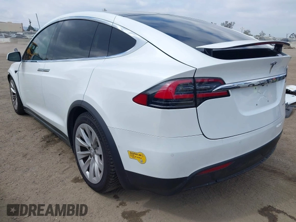 2020 Tesla Model X Long Range with VIN 5YJXCDE26LF238982, listed as a IAAI auction lot 42100220 with 44,804 mi miles. Bid and sale history available at carsss.com. Image 3.