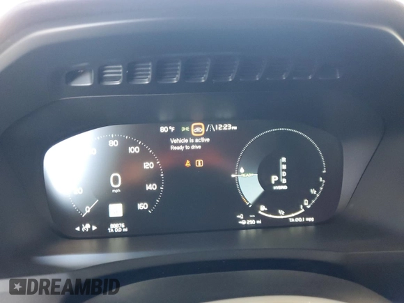 2017 Volvo XC90 R-Design with VIN YV4BC0PM3H1170168, listed as a Copart auction lot 61687725 with 88,876 mi miles and Salvage title. Bid and sale history available at DreamBid. Image 9.