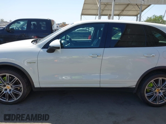 2016 Porsche Cayenne S E-Hybrid with VIN WP1AE2A25GLA63734, listed as a IAAI auction lot 42549379 with 155,065 mi miles and . Bid and sale history available at DreamBid. Image 14.