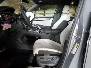2024 Volkswagen Atlas SEL Premium R-Line with VIN 1V2FE2CA9RC249533, listed as a Copart auction lot 46794585 with 2,131 mi miles and Salvage title. Bid and sale history available at DreamBid. Image 7.