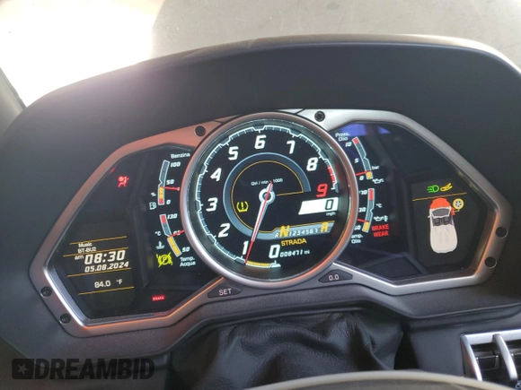 2015 Lamborghini Aventador z VIN ZHWUR1ZD5FLA03450, wystawiony jako Copart lot #53781224 z przebiegiem 8 471 mil mil oraz Szkoda całkowita • Salvage title. Historia ofert i sprzedaży dostępna na DreamBid. Obrazek 9.