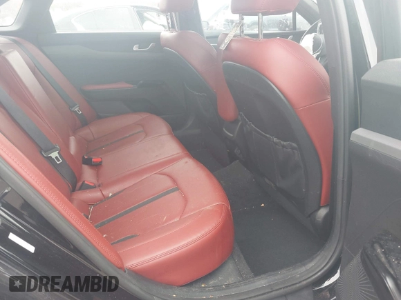 2024 Kia K5 GT-Line z VIN 5XXG64J22RG257080, wystawiony jako IAAI lot #42026127 z przebiegiem 19 477 mil mil oraz . Historia ofert i sprzedaży dostępna na DreamBid. Obrazek 8.