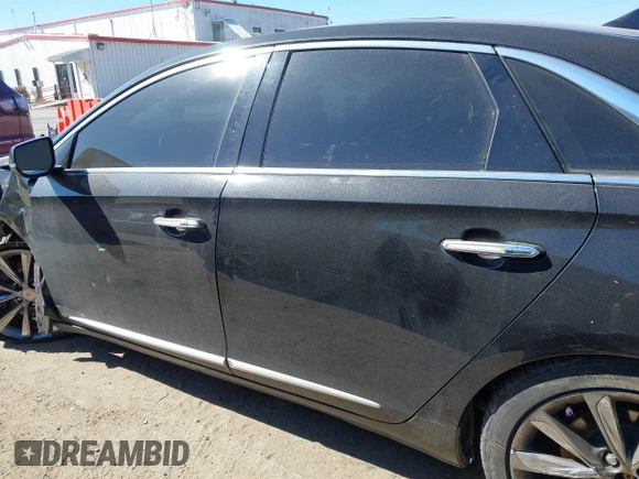 2013 Cadillac XTS Luxury z VIN 2G61R5S33D9184878, wystawiony jako IAAI lot #41644213 z przebiegiem 113 293 mil mil oraz . Historia ofert i sprzedaży dostępna na DreamBid. Obrazek 14.