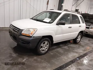 2007 Kia Sportage LX with VIN KNDJF724877399530, listed as a IAAI auction lot 41696698 with 124,967 mi miles. Bid and sale history available at carsss.com. Image 17.