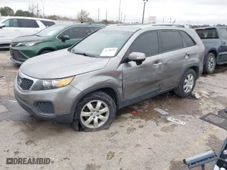 2011 Kia Sorento LX with VIN 5XYKT4A29BG160687, listed as a IAAI auction lot 41238194 with 112,620 mi miles. Bid and sale history available at carsss.com. Image 2.