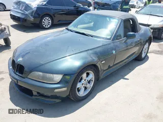 2001 BMW Z3 2.5 z VIN WBACN33491LK45326, wystawiony jako IAAI lot #42486182 z przebiegiem 142 530 mil mil oraz . Historia ofert i sprzedaży dostępna na DreamBid. Obrazek 2.