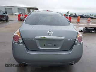 2009 Nissan Altima 2.5 S with VIN 1N4AL21E99N406317, listed as a IAAI auction lot 41941380 with 108,467 mi miles. Bid and sale history available at carsss.com. Image 17.