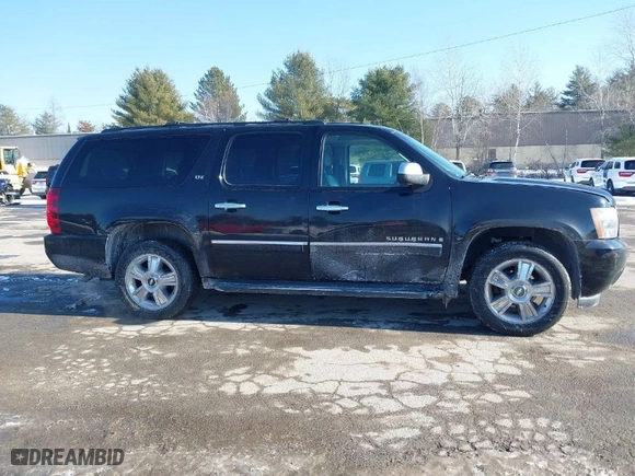 2009 Chevrolet Suburban LTZ with VIN 1GNFK36329R291320, listed as a IAAI auction lot 41393816 with 157,469 mi miles. Bid and sale history available at carsss.com. Image 13.