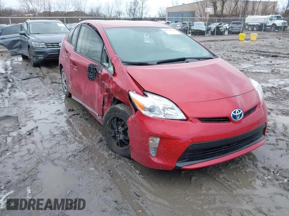 2015 Toyota Prius Four with VIN JTDKN3DUXF0432788, listed as a IAAI auction lot 41731133 with 113,356 mi miles. Bid and sale history available at carsss.com. Image 1.
