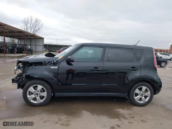 2018 Kia Soul with VIN KNDJN2A23J7523748, listed as a IAAI auction lot 41561728 with 84,713 mi miles. Bid and sale history available at carsss.com. Image 15.
