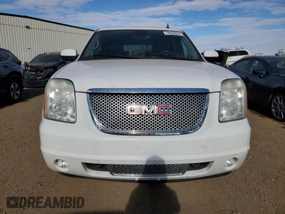 2011 GMC Yukon Denali with VIN 1GKS2EEF5BR337828, listed as a Copart auction lot 74552974 with 203,869 mi miles and Clean Title. Bid and sale history available at carsss.com. Image 5.