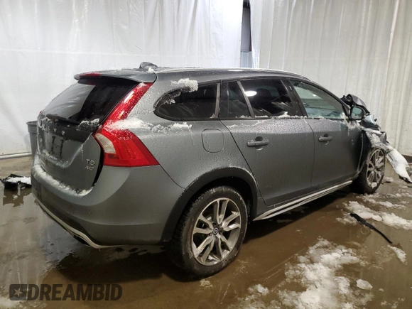 2017 Volvo V60 z VIN YV440MWK5H1025139, wystawiony jako Copart lot #42007303 z przebiegiem 137 448 mil mil oraz . Historia ofert i sprzedaży dostępna na DreamBid. Obrazek 3.