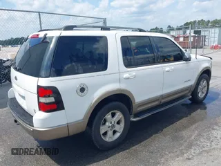 2004 Ford Explorer Eddie Bauer with VIN 1FMZU64W24ZB19758, listed as a IAAI auction lot 41992639 with 230,768 mi miles and . Bid and sale history available at DreamBid. Image 4.