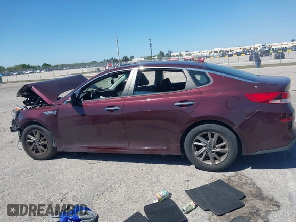 2019 Kia Optima LX with VIN 5XXGT4L34KG323567, listed as a IAAI auction lot 41770143 with 67,910 mi miles. Bid and sale history available at carsss.com. Image 14.