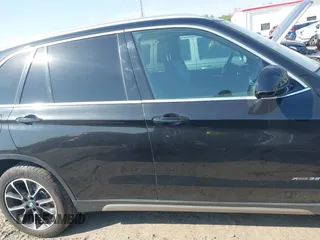 2017 BMW X5 xDrive35i z VIN 5UXKR0C3XH0V79111, wystawiony jako IAAI lot #42000568 z przebiegiem 114 733 mil mil oraz . Historia ofert i sprzedaży dostępna na DreamBid. Obrazek 13.