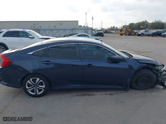 2017 Honda Civic Sedan LX with VIN 19XFC2F55HE075957, listed as a IAAI auction lot 41713041 with 61,538 mi miles. Bid and sale history available at carsss.com. Image 13.