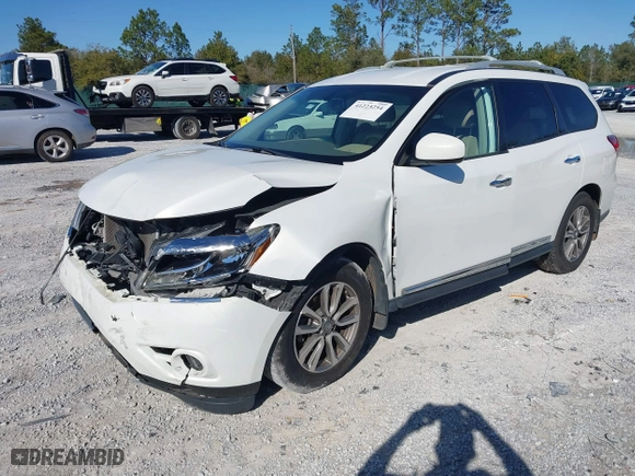 2014 Nissan Pathfinder SV with VIN 5N1AR2MN7EC682582, listed as a IAAI auction lot 41223254 with 149,860 mi miles. Bid and sale history available at carsss.com. Image 17.