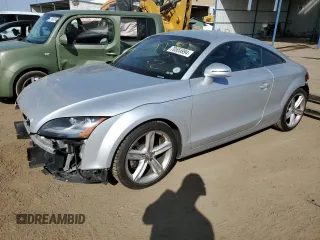 2011 Audi TT Premium Plus z VIN TRUBFAFK8B1025186, wystawiony jako Copart lot #70555994 z przebiegiem 100 584 mil mil oraz Szkoda całkowita • Salvage title. Historia ofert i sprzedaży dostępna na DreamBid. Obrazek 1.