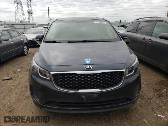 2017 Kia Sedona LX with VIN KNDMB5C16H6314869, listed as a Copart auction lot 58625264 with 132,411 mi miles and Salvage Title. Bid and sale history available at carsss.com. Image 5.