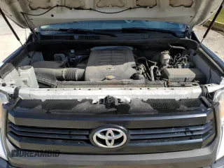 2016 Toyota Tundra SR z VIN 5TFRM5F14GX096547, wystawiony jako Copart lot #48736635 z przebiegiem 130 236 mil mil oraz Szkoda całkowita • Salvage title. Historia ofert i sprzedaży dostępna na DreamBid. Obrazek 11.