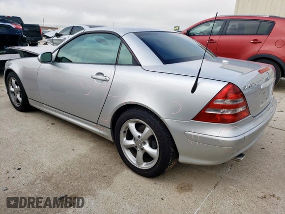 2003 Mercedes-Benz SLK 320 with VIN WDBKK65F73F284794, listed as a Copart auction lot 55833335 with 90,033 mi miles and Salvage title. Bid and sale history available at DreamBid. Image 2.