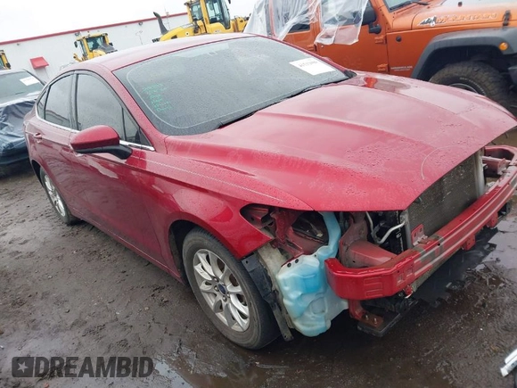 2018 Ford Fusion S with VIN 3FA6P0G73JR107088, listed as a IAAI auction lot 41532008 with 146,948 mi miles. Bid and sale history available at carsss.com. Image 1.